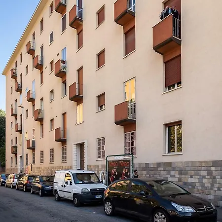公寓 A Casa Di Lore